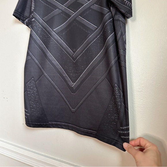 3/$20 💥 Boys Gym Gala Superhero Graphic T-Shirt Black & Gray Athletic Small - Picture 9 of 13